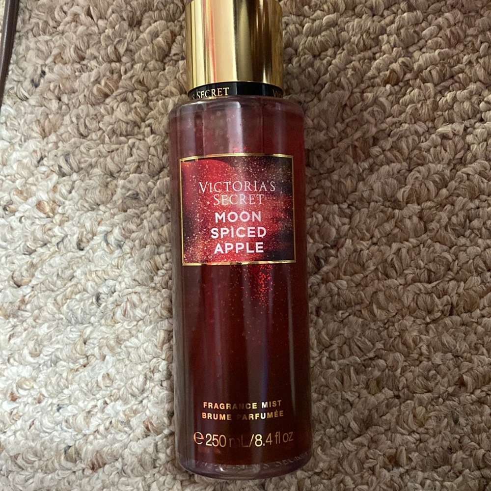 Victoria’s Secret Moon Spiced Apple